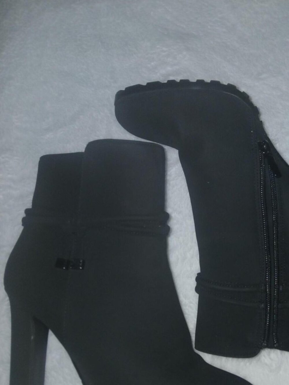 Olauren Black ankle boots with a 4 inch heel, size US 8.5 worn once #heels #